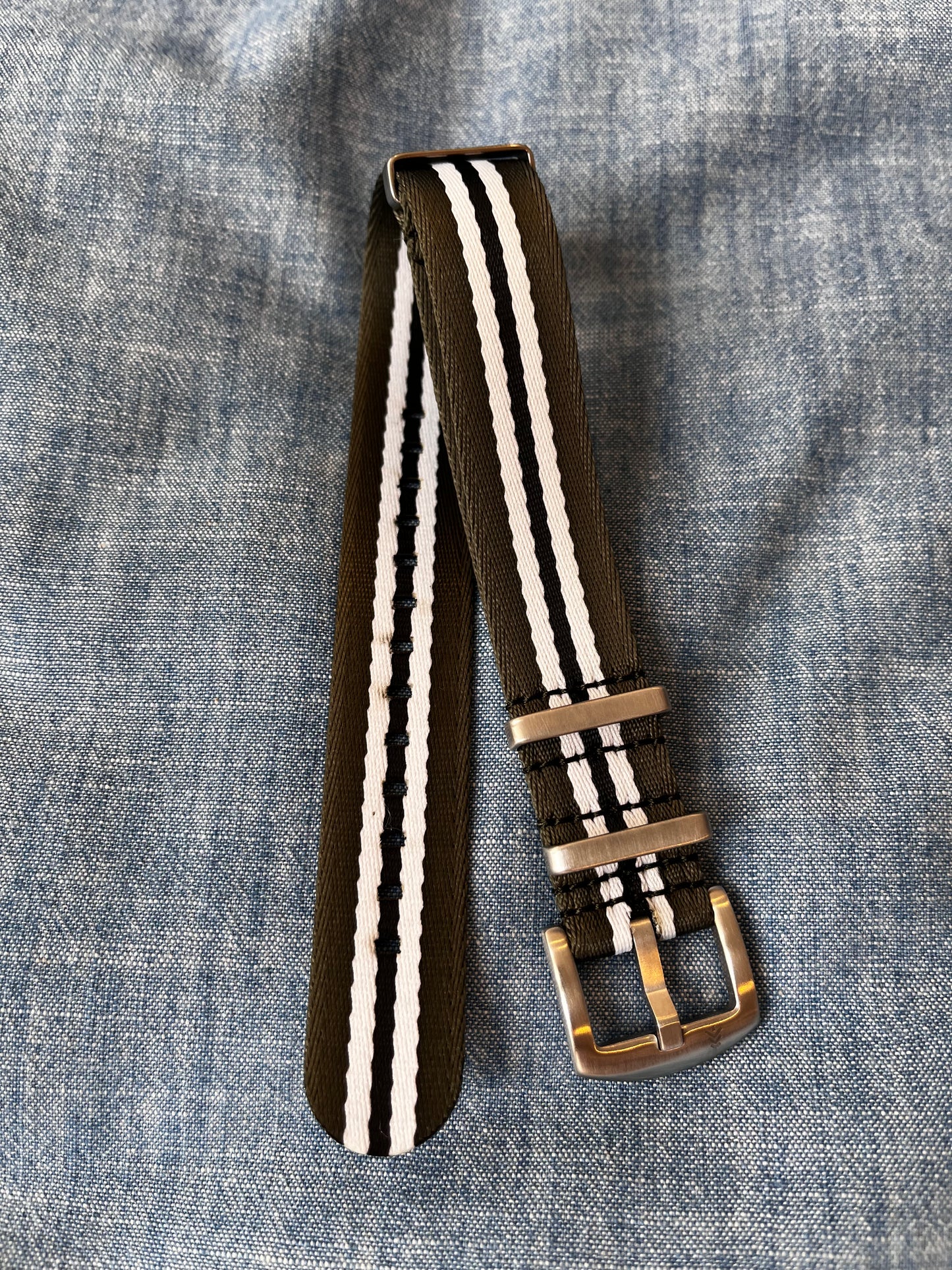 GREAT-O Seatbelt Strap - Olive / White / Black