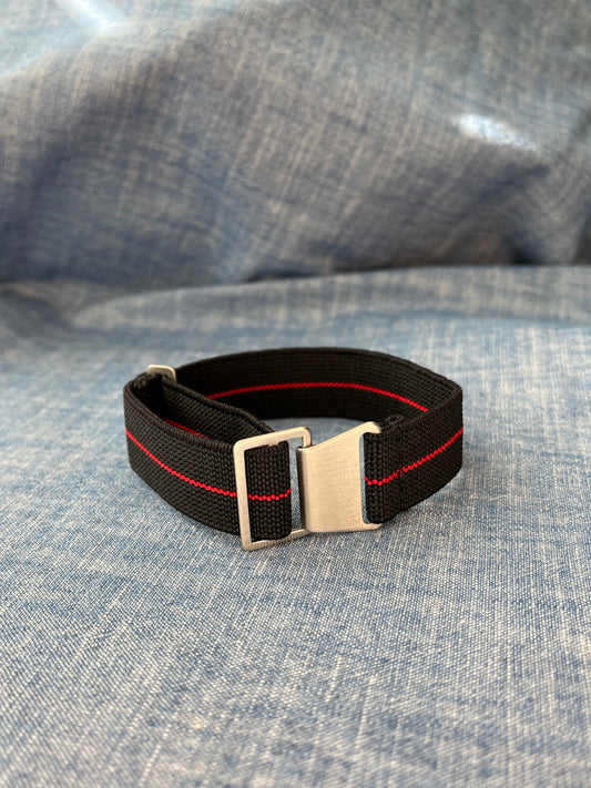 Parachuter Elastic Strap - Black / Red