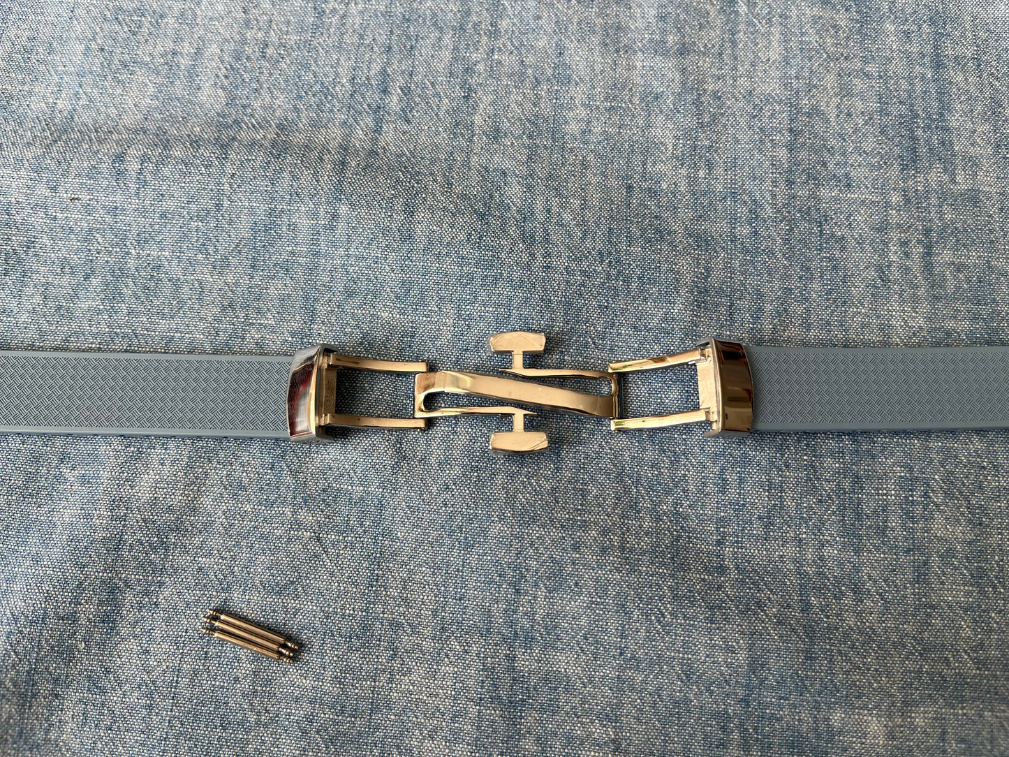 Clipper Cut-to-Size Vulcanized Rubber Strap - Baby Blue