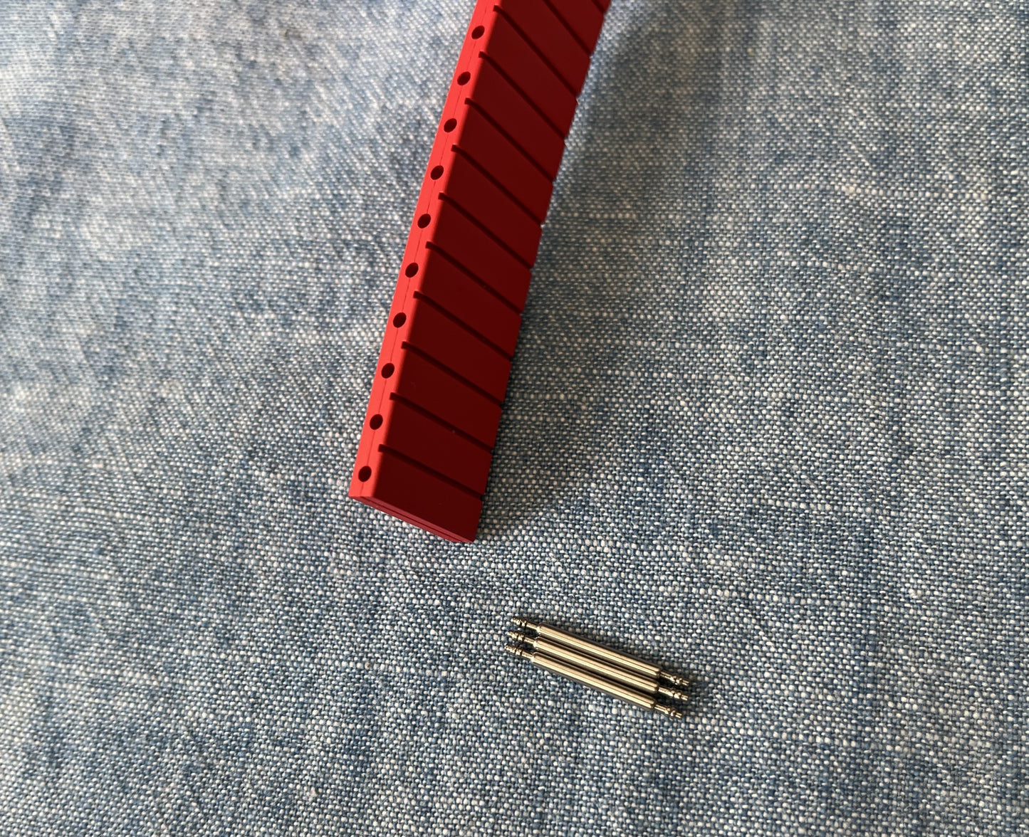 Cutty Sark Cut-to-size FKM Strap - Red