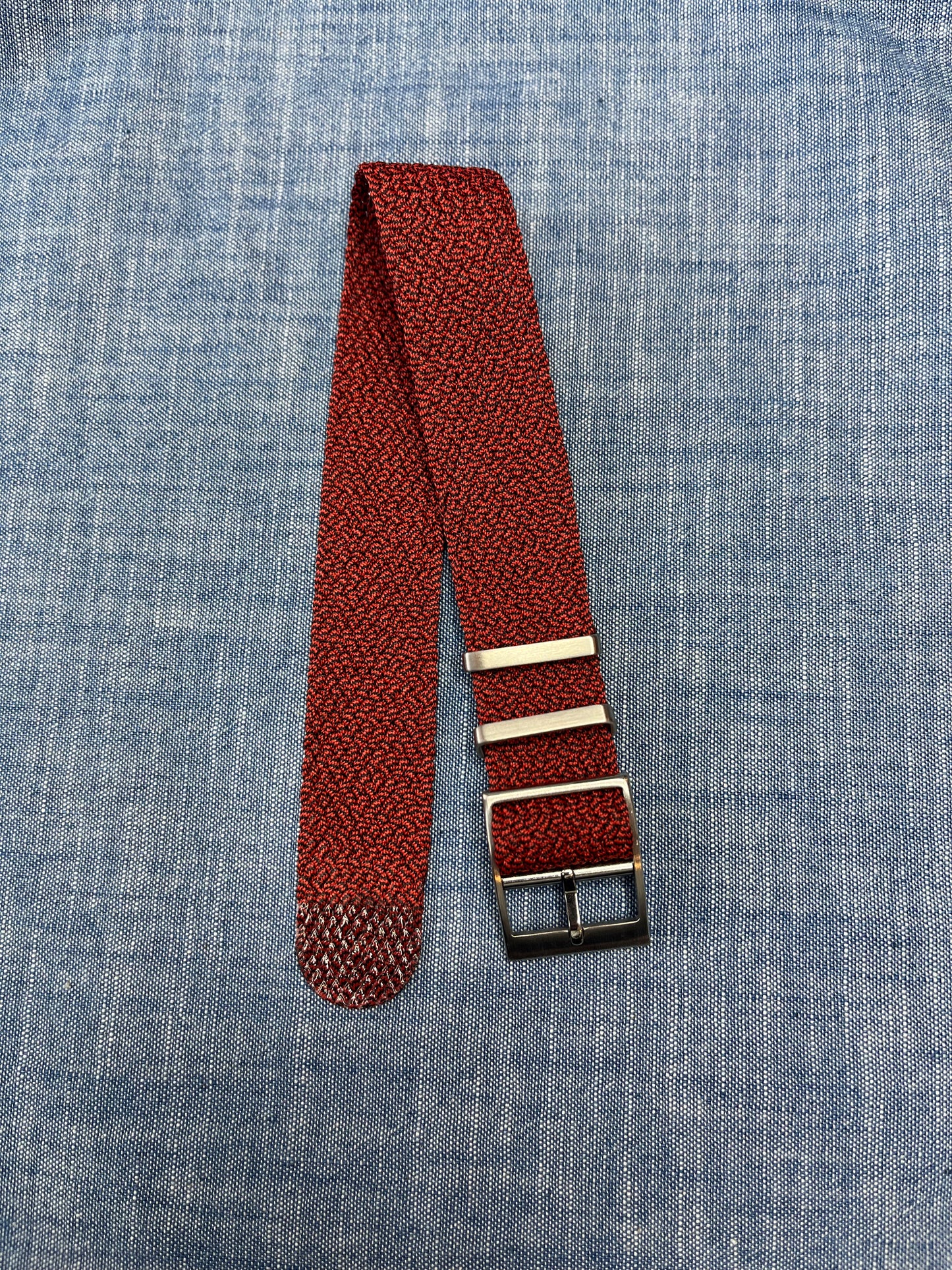 Pearl Strap - Cloudy Red