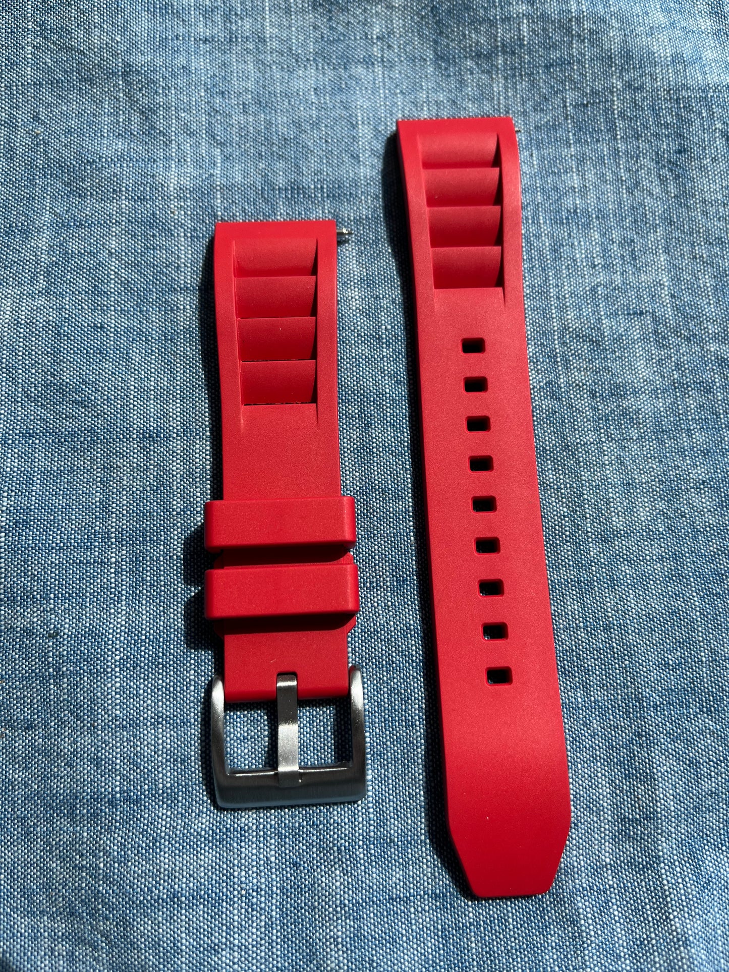 Shark FKM Strap - Red